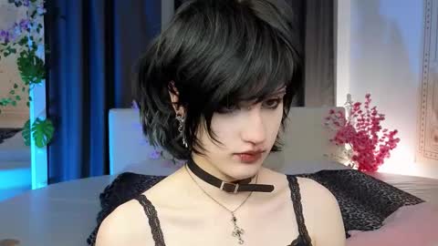 Vamp  online show from March 2025 06:32:01 PM