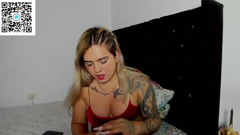 Snapshot of darkangelsxx chatting on January 2025 01:31:02 PM dannaxlove online show from January 2025 01:31:02 PM