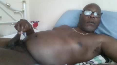 Snapshot of darkchocolat77 chatting on November 2025 01:33:02 PM darkchocolat77 online show from November 2025 01:33:02 PM