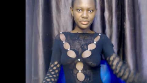 Snapshot of darkchocoxx chatting on September 2025 12:21:01 PM sexygal online show from September 2025 12:21:01 PM