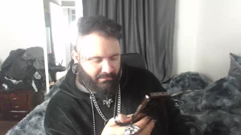 Snapshot of darkclothes chatting on October 2025 02:56:01 AM darkclothes online show from October 2025 02:56:01 AM