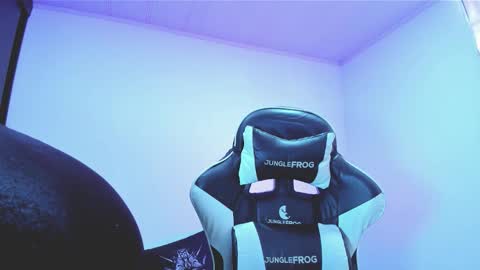 Hi Im Yuri  independent modelhelp me get my 111 hands upuwu online show from February 2026 08:54:01 PM