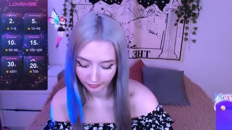 Snapshot of darklovebby chatting on February 2025 03:31:01 AM Lana Jack and Tom online show from February 2025 03:31:01 AM