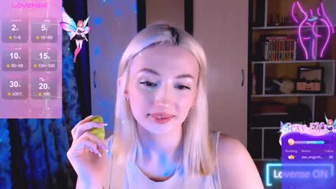 Snapshot of darklovebby chatting on March 2025 12:27:02 AM Lana Jack and Tom online show from March 2025 12:27:02 AM