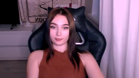 Snapshot of darklovebby chatting on October 2025 11:52:02 AM Lana Jack and Tom online show from October 2025 11:52:02 AM