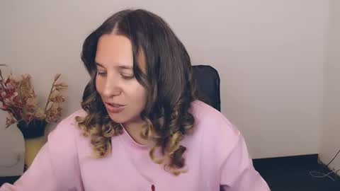 Anna online show from September 2025 06:07:01 PM