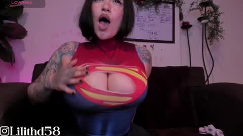 darknes_lilith18 online show from December 2025 01:56:02 AM