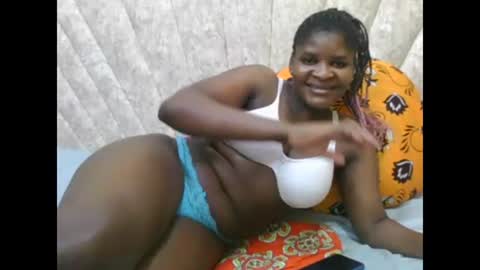 SHANICE online show from December 2025 01:32:02 AM