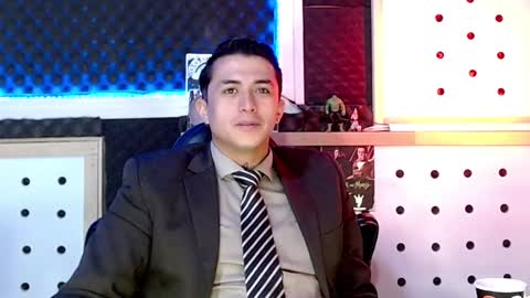 DARKO0717 online show from December 2024 03:33:02 PM