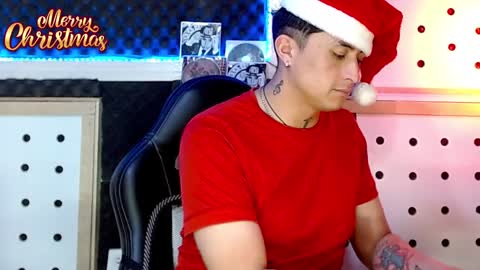 DARKO0717 online show from December 2024 07:00:02 PM