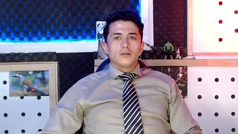 DARKO0717 online show from December 2024 09:43:01 PM