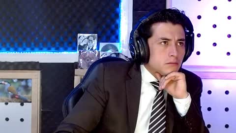 DARKO0717 online show from January 2025 10:47:02 PM