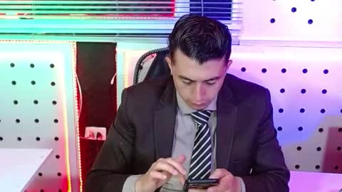 DARKO0717 online show from November 2025 01:39:02 PM