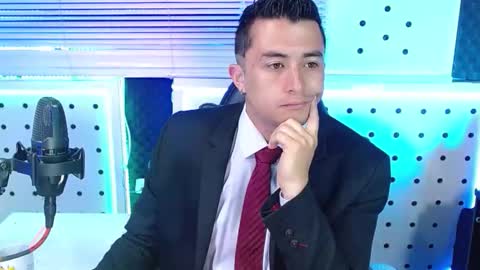 DARKO0717 online show from February 2026 11:26:01 AM