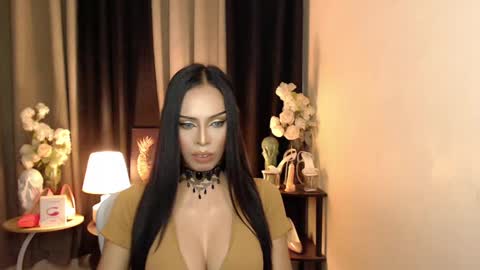 HAPPY BIRTHDAY MISTRESS MADRIANA online show from February 2025 11:08:02 AM