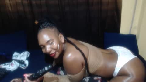 Darksultryxx30 online show from April 2026 02:06:01 AM