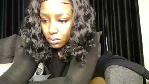 Snapshot of darktanqueen chatting on October 2025 03:18:02 AM darktanqueen online show from October 2025 03:18:02 AM