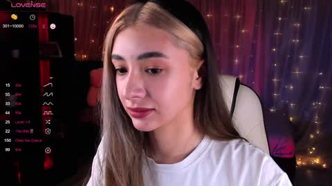 Belle online show from January 2025 04:28:02 AM