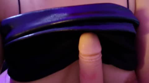 Snapshot of darlingbdsm_ chatting on January 2025 06:02:01 PM Darling online show from January 2025 06:02:01 PM
