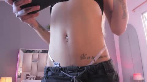 darlyn_tenderhot__ online show from December 2025 02:24:02 PM