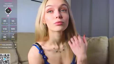 DarslyCat online show from November 2025 06:34:02 PM