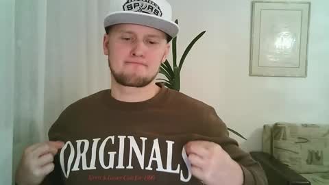 Dario online show from November 2025 09:29:02 PM