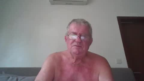 darwincock online show from April 2026 01:38:01 AM