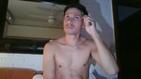 Snapshot of daryof chatting on June 2026 12:24:01 AM Daryo Franco online show from June 2026 12:24:01 AM