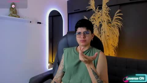 Dass Roman online show from April 2026 07:50:02 PM