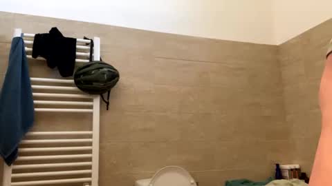 dave1753 online show from October 2025 08:34:02 AM