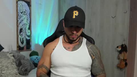 Snapshot of dave_max93 chatting on January 2025 03:07:02 AM DAVE MAX online show from January 2025 03:07:02 AM