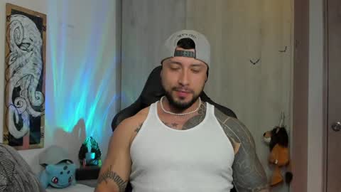 Snapshot of dave_max93 chatting on January 2025 03:29:02 AM DAVE MAX online show from January 2025 03:29:02 AM