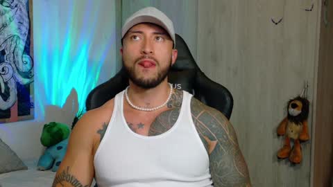 Snapshot of dave_max93 chatting on February 2025 02:58:01 AM DAVE MAX online show from February 2025 02:58:01 AM