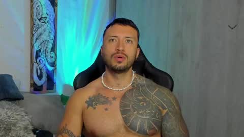 Snapshot of dave_max93 chatting on February 2025 05:49:02 PM DAVE MAX online show from February 2025 05:49:02 PM