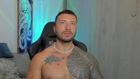 Snapshot of dave_max93 chatting on February 2025 08:52:02 PM DAVE MAX online show from February 2025 08:52:02 PM