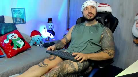 DAVE MAX online show from December 2025 02:28:01 AM