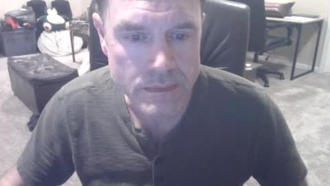 Snapshot of daved14u chatting on September 2025 06:07:02 AM daved14u online show from September 2025 06:07:02 AM