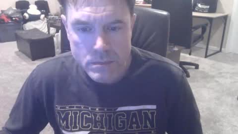 Snapshot of daved14u chatting on October 2025 06:06:02 AM daved14u online show from October 2025 06:06:02 AM