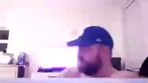 davehw1993 online show from June 2026 01:28:02 AM