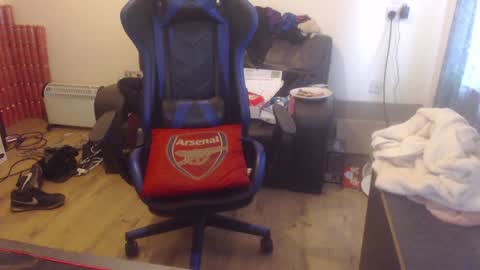 dave online show from February 2025 09:46:01 AM