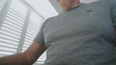 davesu12345 online show from March 2026 09:04:02 AM