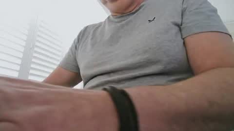 davesu12345 online show from June 2026 08:35:02 AM