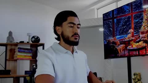 Snapshot of david_johnson372 chatting on December 2024 02:35:02 PM Hey im David that loves to explore and speak their fantasies. Very open talktative and nice. Feel free to chat with me online show from December 2024 02:35:02 PM