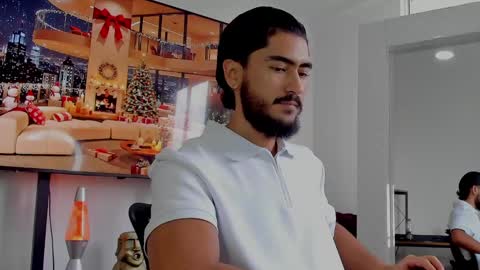 Snapshot of david_johnson372 chatting on December 2024 05:07:02 PM Hey im David that loves to explore and speak their fantasies. Very open talktative and nice. Feel free to chat with me online show from December 2024 05:07:02 PM