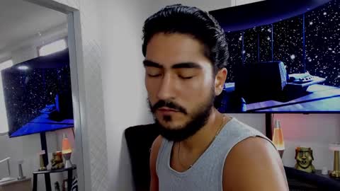 Snapshot of david_johnson372 chatting on January 2025 12:11:02 PM Hey im David that loves to explore and speak their fantasies. Very open talktative and nice. Feel free to chat with me online show from January 2025 12:11:02 PM