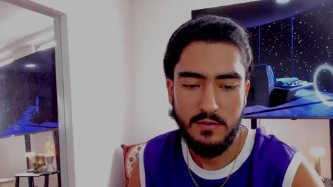 Snapshot of david_johnson372 chatting on February 2025 02:10:02 PM Hey im David that loves to explore and speak their fantasies. Very open talktative and nice. Feel free to chat with me online show from February 2025 02:10:02 PM