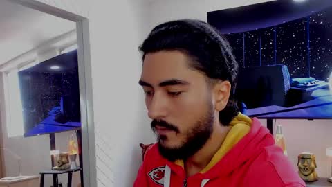 Snapshot of david_johnson372 chatting on February 2025 02:37:01 PM Hey im David that loves to explore and speak their fantasies. Very open talktative and nice. Feel free to chat with me online show from February 2025 02:37:01 PM