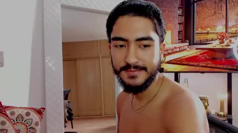 Snapshot of david_johnson372 chatting on February 2025 02:11:02 PM Hey im David that loves to explore and speak their fantasies. Very open talktative and nice. Feel free to chat with me online show from February 2025 02:11:02 PM