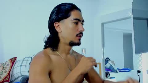 Snapshot of david_johnson372 chatting on September 2025 10:27:01 AM Hey im David that loves to explore and speak their fantasies. Very open talktative and nice. Feel free to chat with me online show from September 2025 10:27:01 AM