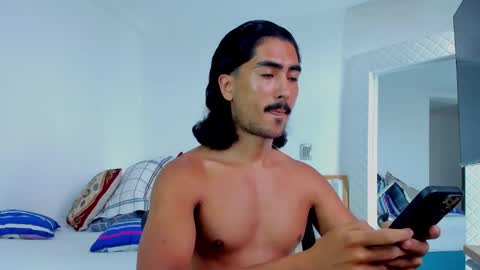 Hey im David that loves to explore and speak their fantasies. Very open talktative and nice. Feel free to chat with me online show from September 2025 02:11:02 PM
